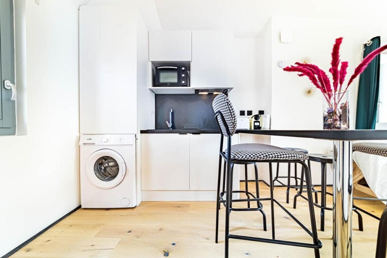 The Pizay Duplex Cozy 2 People - Metro Hotel De Ville Lyon Exteriör bild
